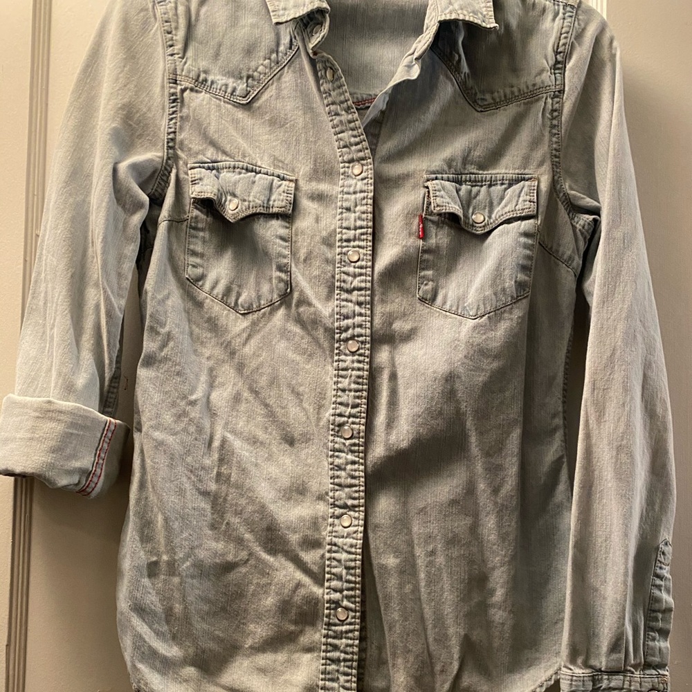 Denim pearl snap